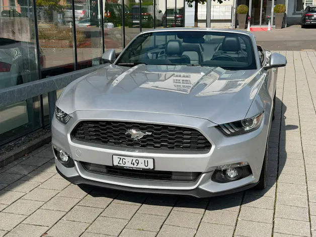 FORD Mustang Convertible 2.3 Automat
