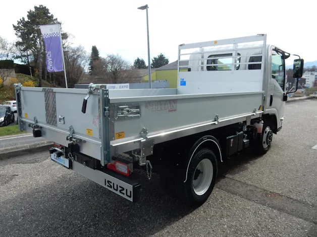 ISUZU M 27 3.0 150 CV GENERATION 2