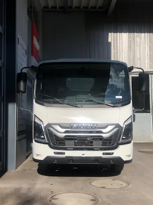 ISUZU M27 2. Generation Isim 9 Gänge