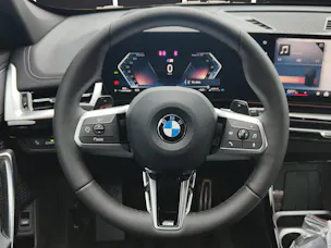 BMW X1 U11 20d xDrive paddles