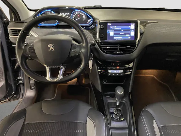 PEUGEOT 2008 1.2 PureTech 110 PS Allure