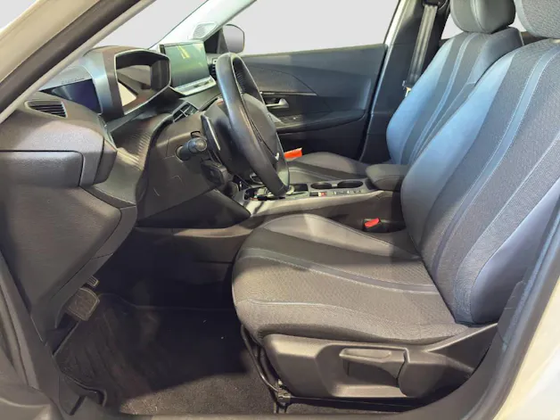 PEUGEOT 2008 1.2 PureTech 130 PS Allure