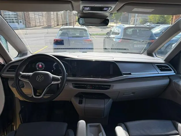 VW Multivan lang 2.0 TDI Life DSG