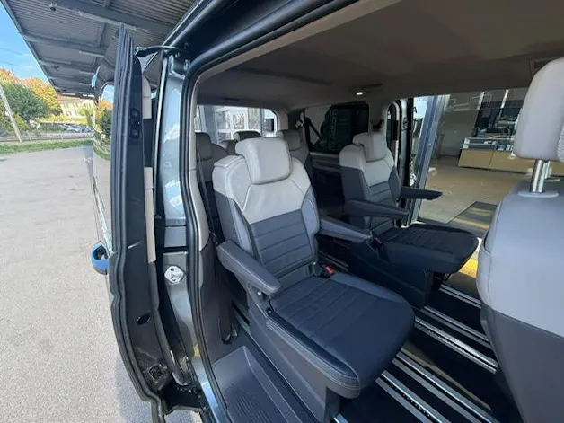 VW Multivan lang 2.0 TDI Life DSG