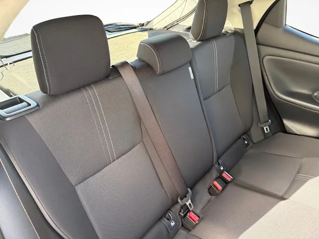 Toyota Yaris 1.5 VVT-i HSD Trend