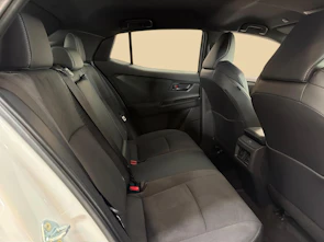 image du véhicule TOYOTA C-HR+ Premium AWD