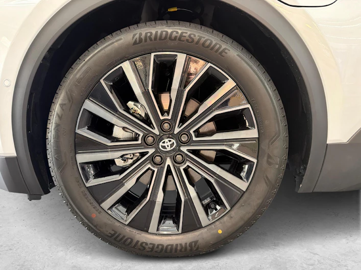 image du véhicule TOYOTA C-HR+