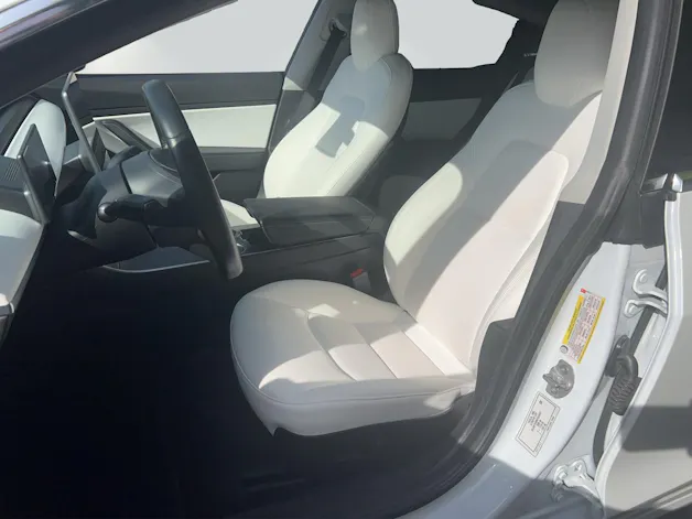Tesla Model 3 Long Range D