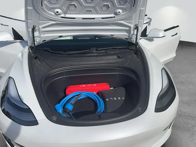 Tesla Model 3 Long Range D