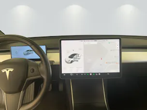 Tesla Model 3 Long Range D