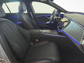 Fahrzeugbild MERCEDES-BENZ E 220 d 4MATIC T-Modell AMG Line