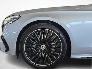 Fahrzeugbild MERCEDES-BENZ E 220 d 4MATIC T-Modell AMG Line