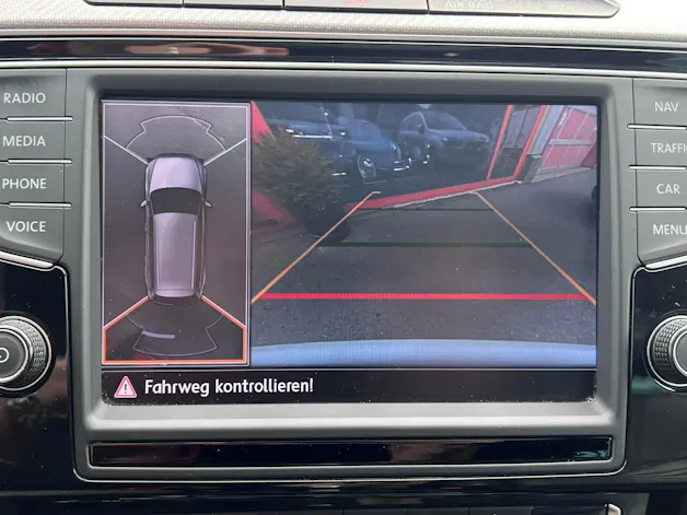 VW Passat Variant 2.0 TDI 190 SCR Highl. DSG 4m