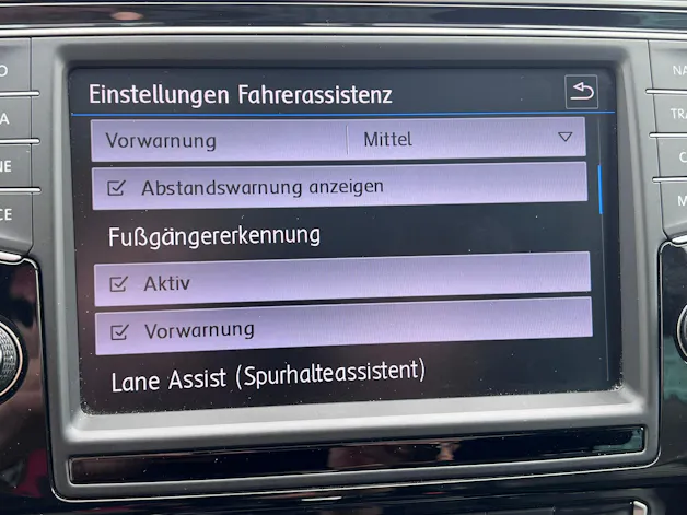 VW Passat Variant 2.0 TDI 190 SCR Highl. DSG 4m