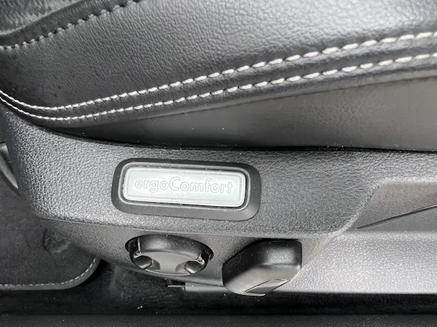 VW Passat Variant 2.0 TDI 190 SCR Highl. DSG 4m