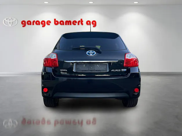 Toyota Auris 1.8 HSD Linea Sol