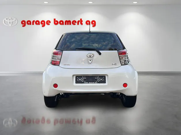 Toyota iQ 1.0 VVT-i Q MiD