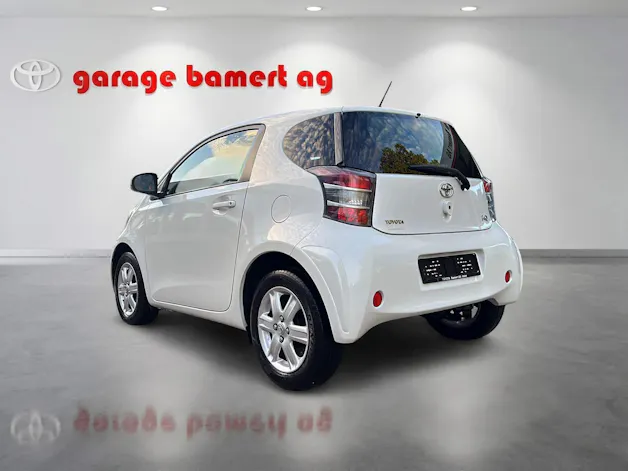 Toyota iQ 1.0 VVT-i Q MiD