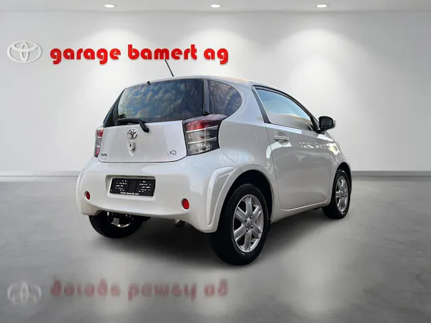 Toyota iQ 1.0 VVT-i Q MiD