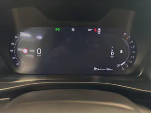 VOLVO XC40 2.0 B4 MH Ultra Dark