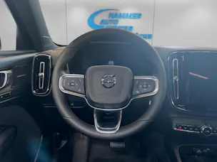 VOLVO XC40 2.0 B4 MH Ultra Dark