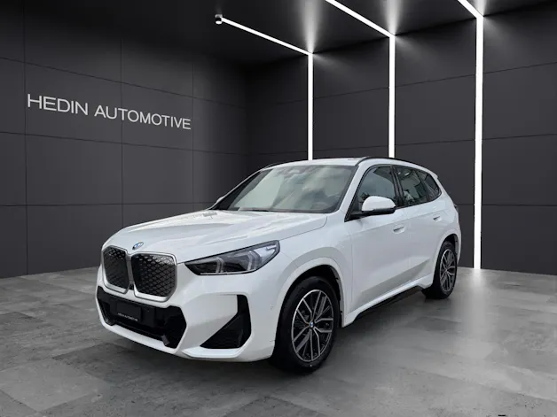 BMW iX1 xDrive30