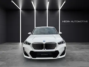 BMW iX1 xDrive30