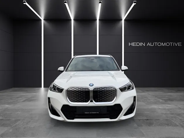 BMW iX1 xDrive30