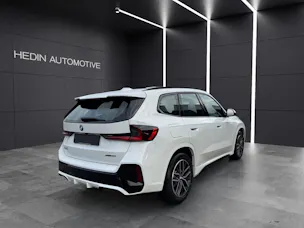 BMW iX1 xDrive30