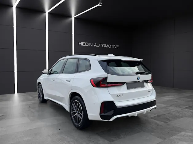 BMW iX1 xDrive30
