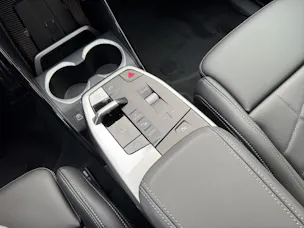 BMW iX1 xDrive30