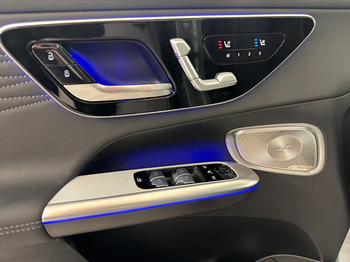 Fahrzeugbild MERCEDES-BENZ GLC 220