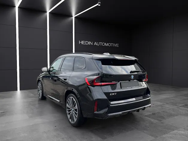 BMW iX1 xDrive 30
