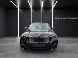 BMW iX1 xDrive 30