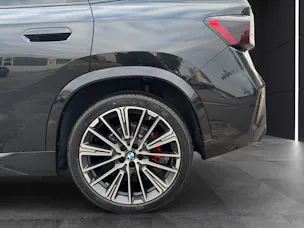 BMW iX1 xDrive 30