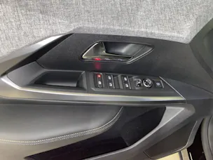 PEUGEOT 3008 1.2 Hybrid GT Exclusive