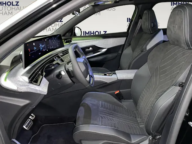 PEUGEOT 3008 1.2 Hybrid GT Exclusive