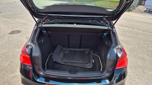 BMW 1er Reihe F20 120d xDrive SAG