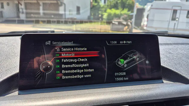 BMW 1er Reihe F20 120d xDrive SAG