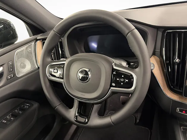 VOLVO XC60 2.0 T6 TE Ultra Bright eAWD