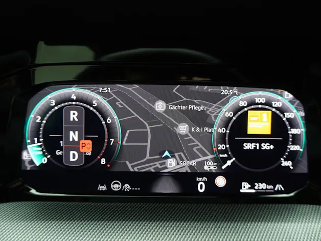 VW Golf 8.5 2.0 TSI DSG R-Line Black Style 4Motion