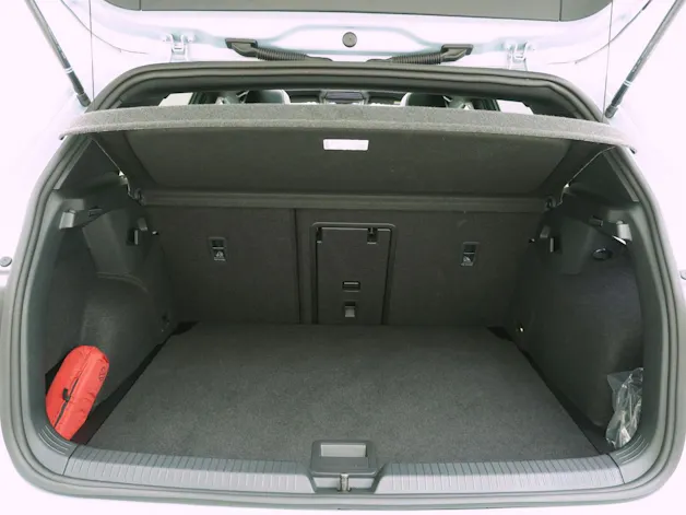 VW Golf 8.5 2.0 TSI DSG R-Line Black Style 4Motion
