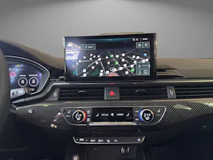AUDI RS4 Avant 2.9 V6 TFSI quattro T-Tronic