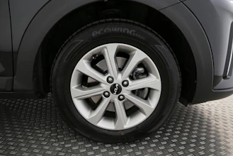 https://vehicle.imgix.net/4506426/a666fe1c-bbd4-439d-97c7-4cbfe56d95ff.jpg