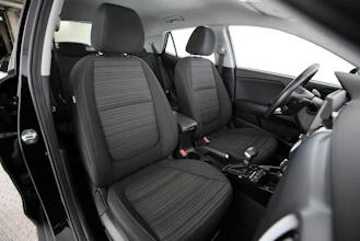https://vehicle.imgix.net/4506426/b52eec25-58be-4201-9378-2e7bfeace56a.jpg