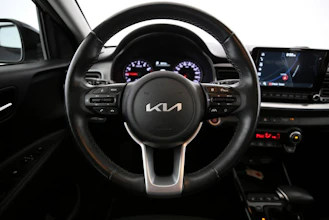 https://vehicle.imgix.net/4506426/bef6455c-7770-4e89-83b7-08caa1bf734e.jpg