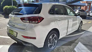 HYUNDAI i30 1.5 T-GDi Vertex