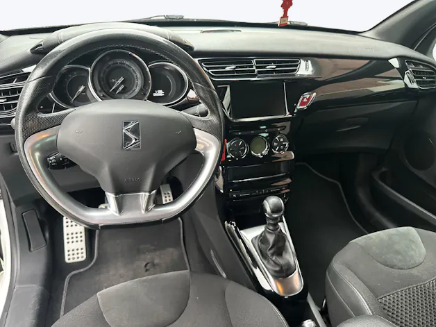 DS Automobiles DS3 1.2 PureTech Sport Chic
