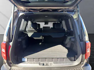 Toyota Land Cruiser 2.8 D 48V 230 Rebel
