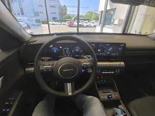 HYUNDAI Kona 65,4 kWh Electric Amplia